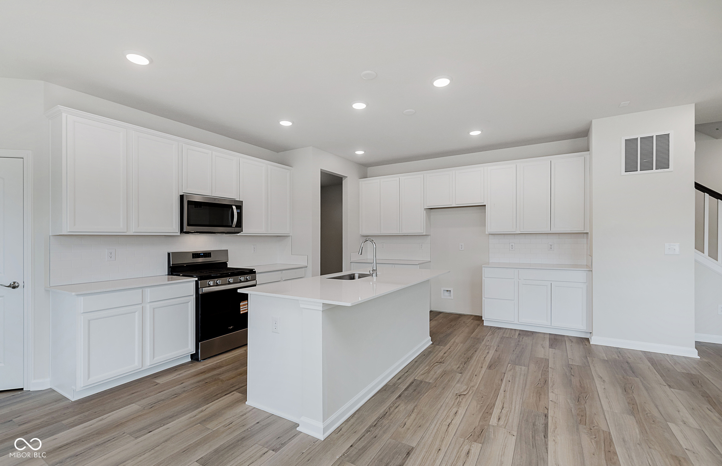 6652 Seattle Slew Drive