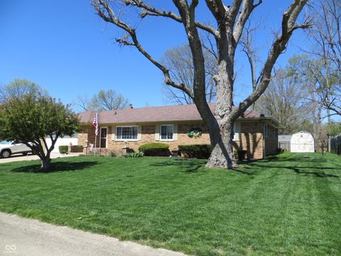 Photo of 628 W Ralston Road, Indianapolis, IN 46217 (MLS # 22098871)