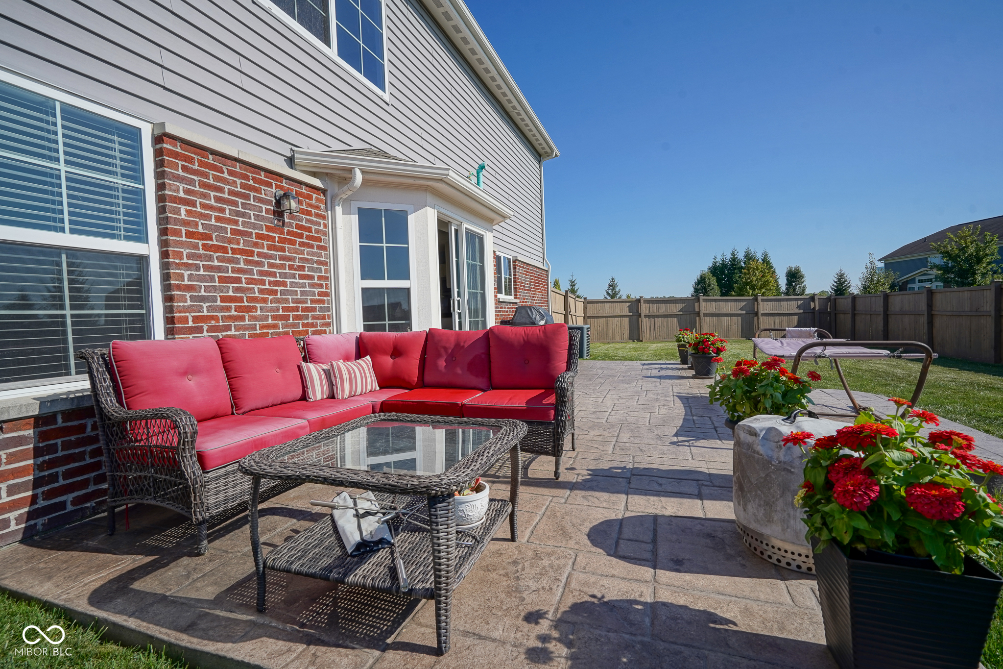 8634 N Dresden Drive