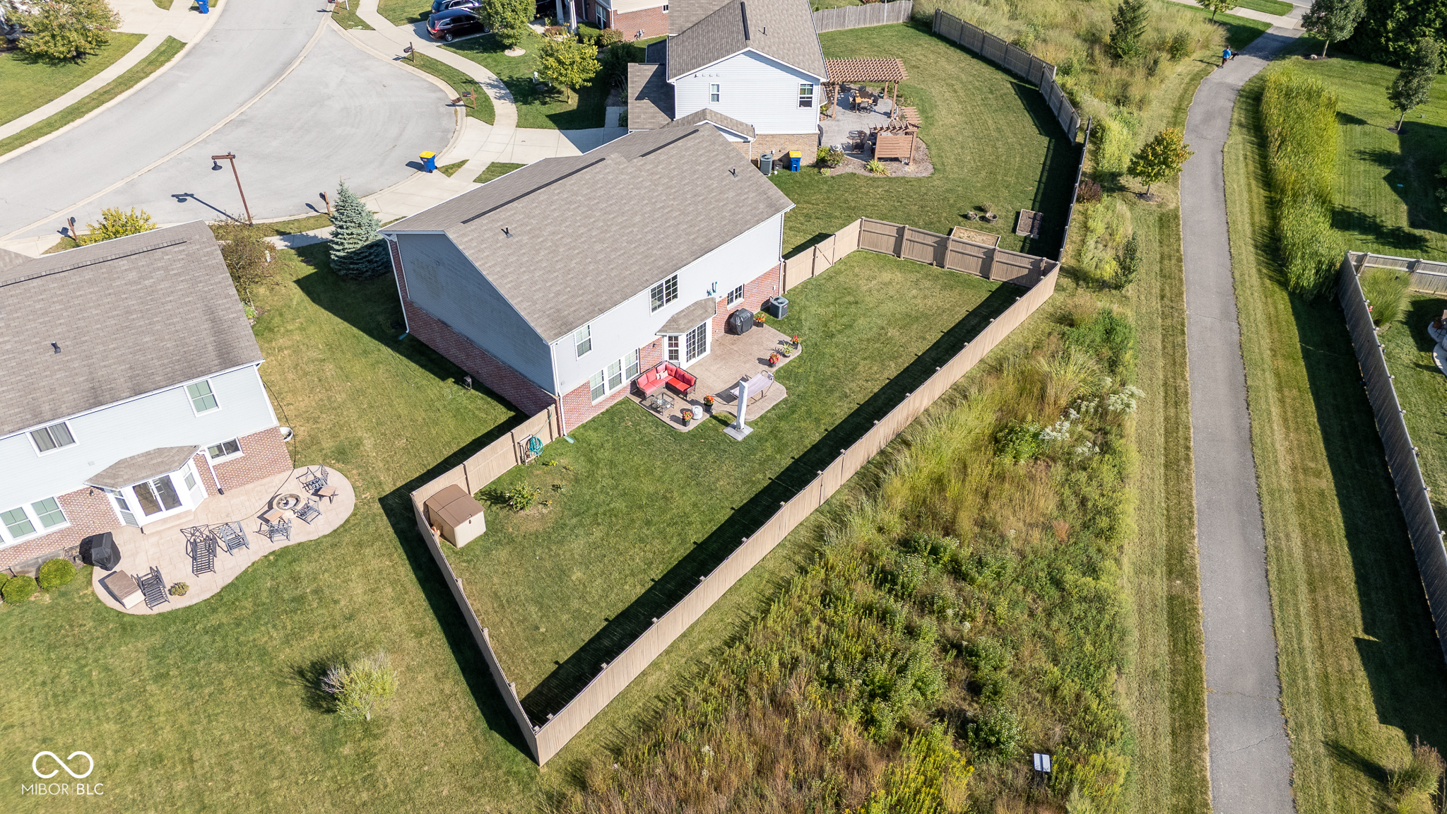 8634 N Dresden Drive