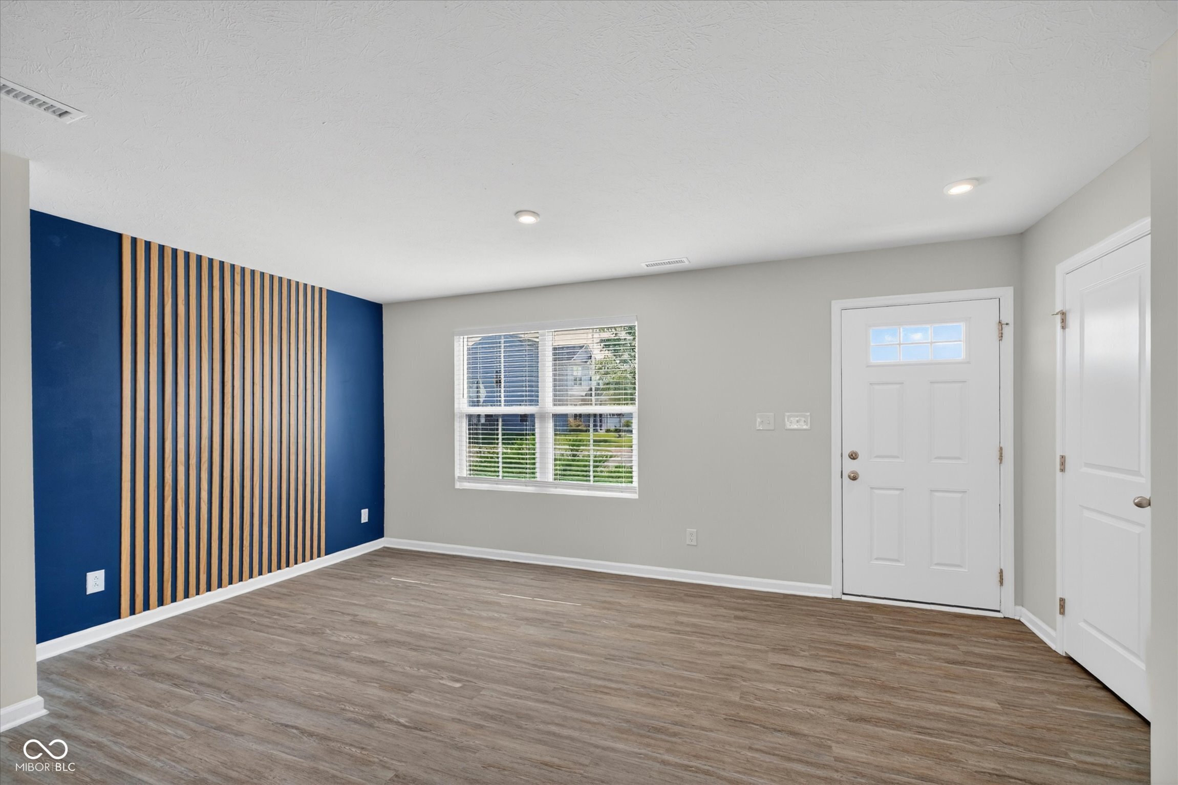 40 N Fairfield Drive