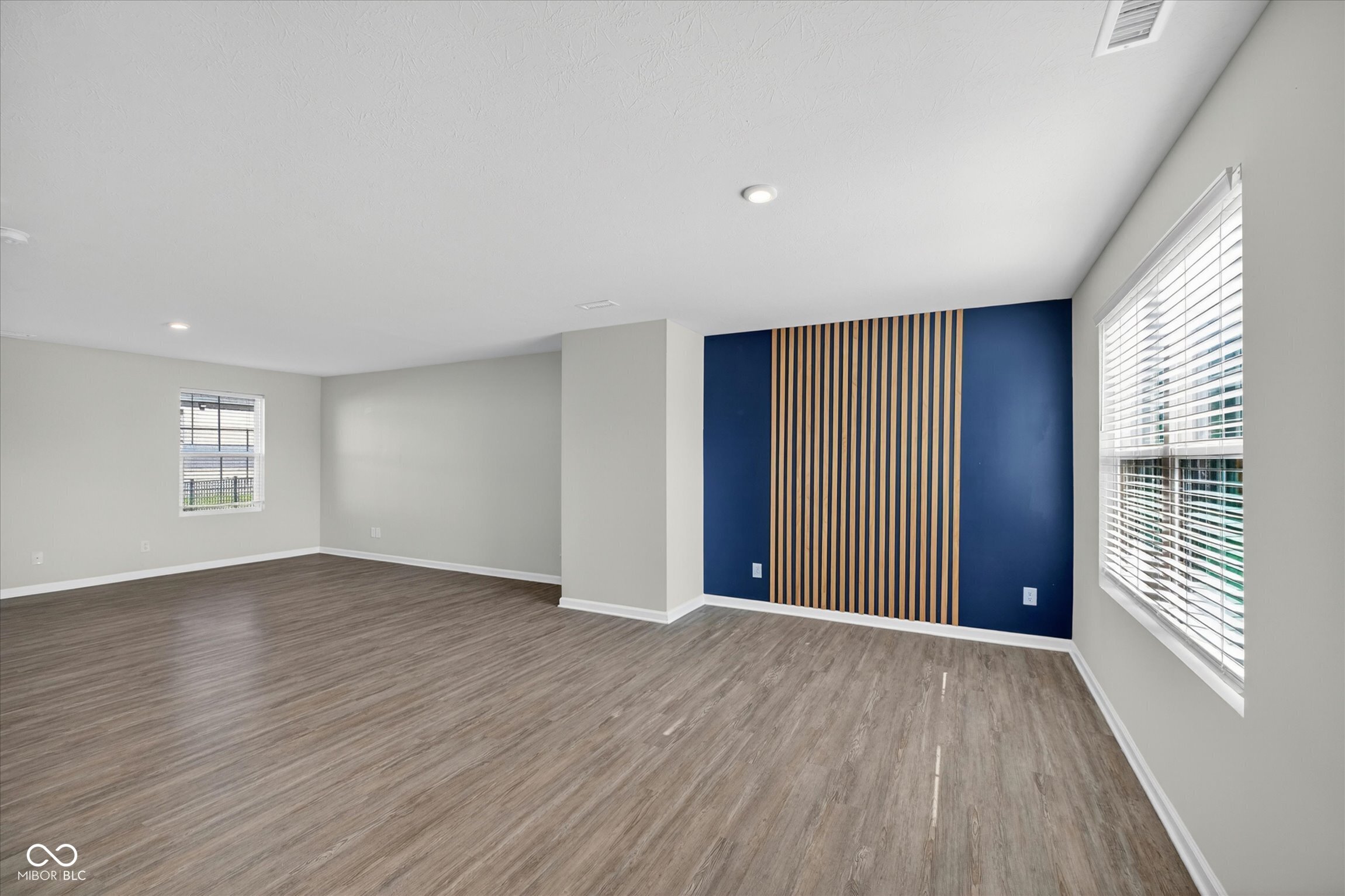 40 N Fairfield Drive