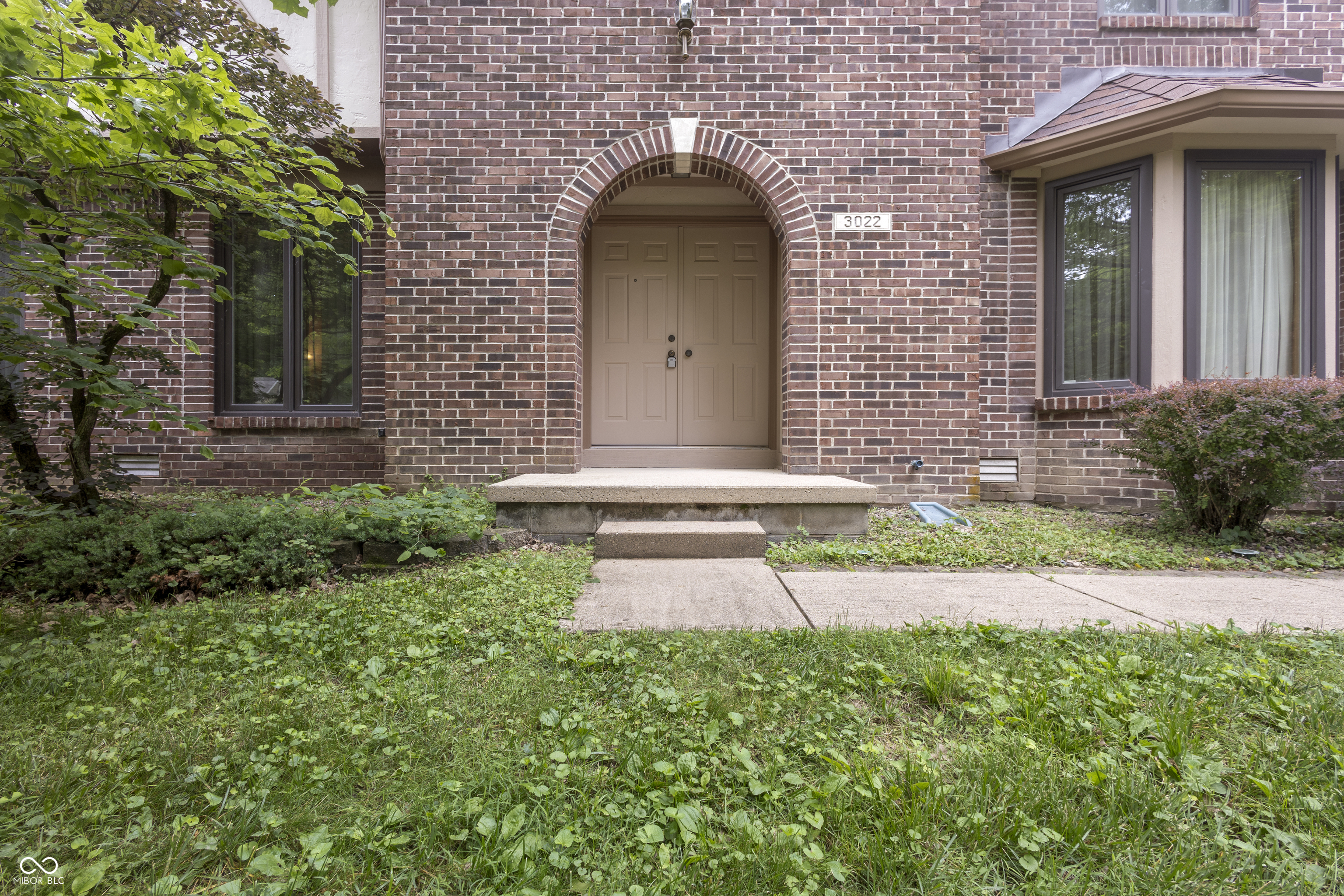 3022 Walnut Court