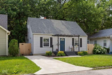 Photo of 4624 Primrose Avenue, Indianapolis, IN 46205 (MLS # 22107794)