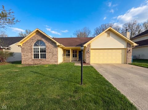 Photo of 12839 Glengary Drive, Fishers, IN 46038 (MLS # 22095939)