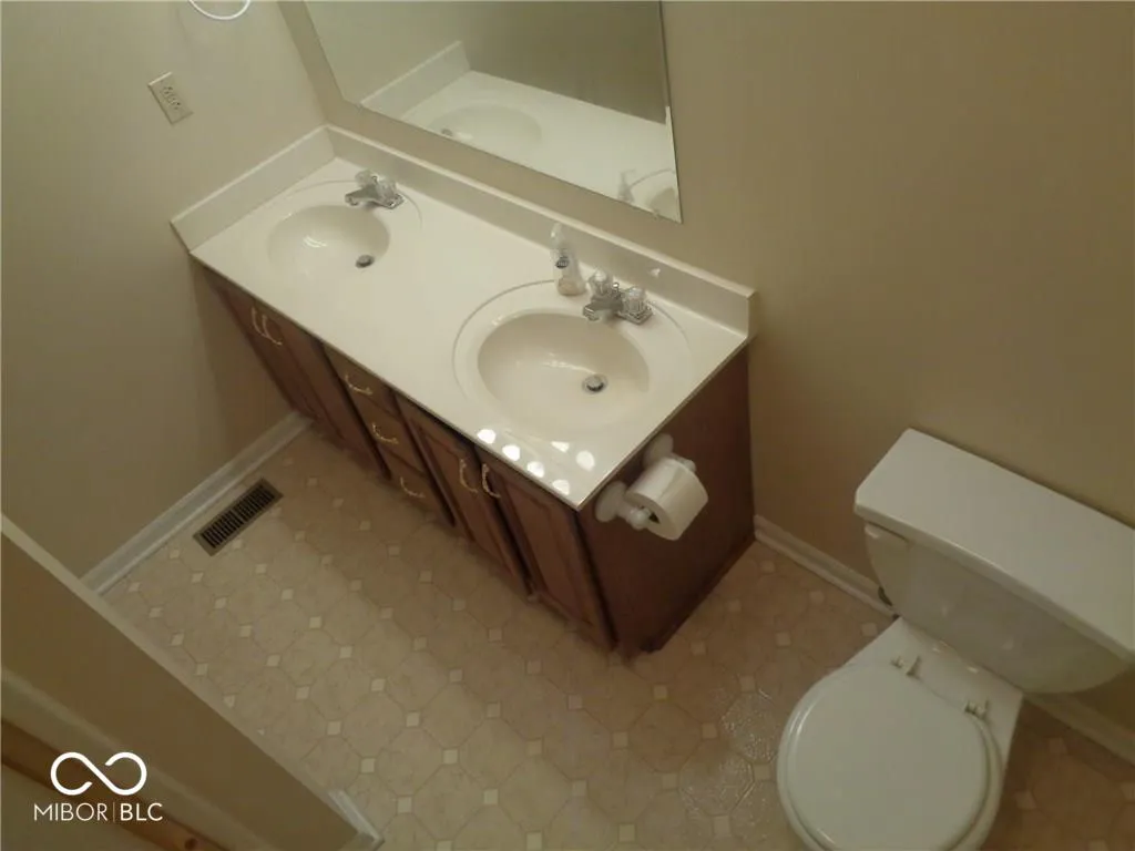 Indianapolis, Indiana 46227, United States, 3 Bedrooms Bedrooms, ,2 BathroomsBathrooms,Residential,Active,26915