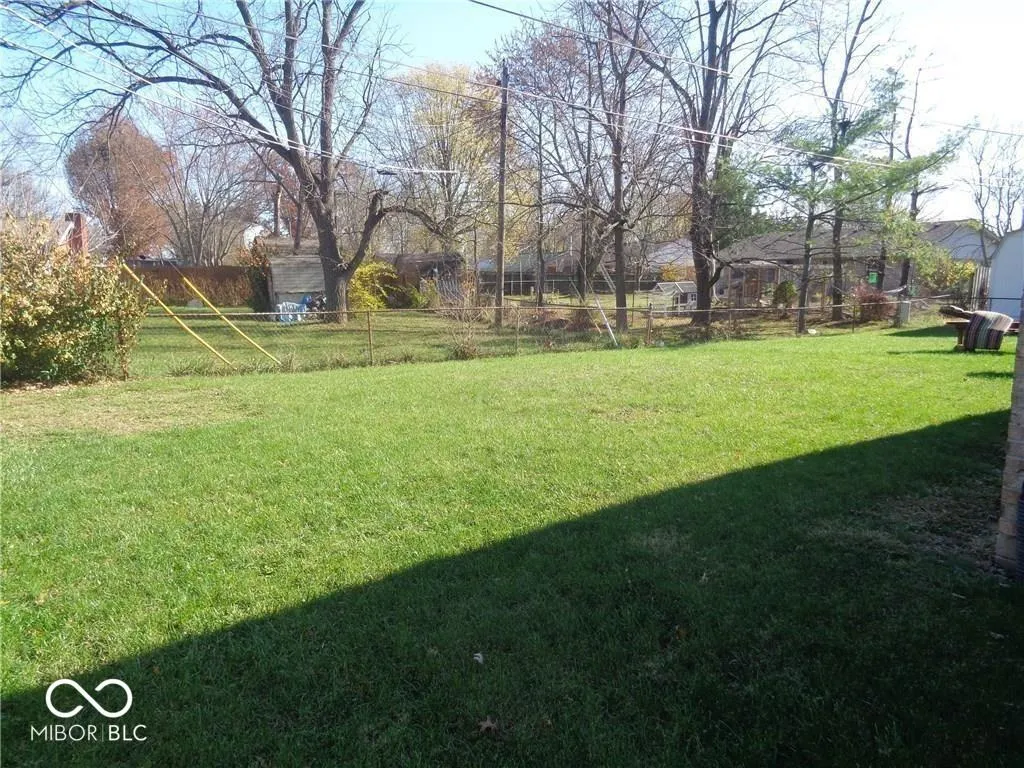 Indianapolis, Indiana 46227, United States, 3 Bedrooms Bedrooms, ,2 BathroomsBathrooms,Residential,Active,26915