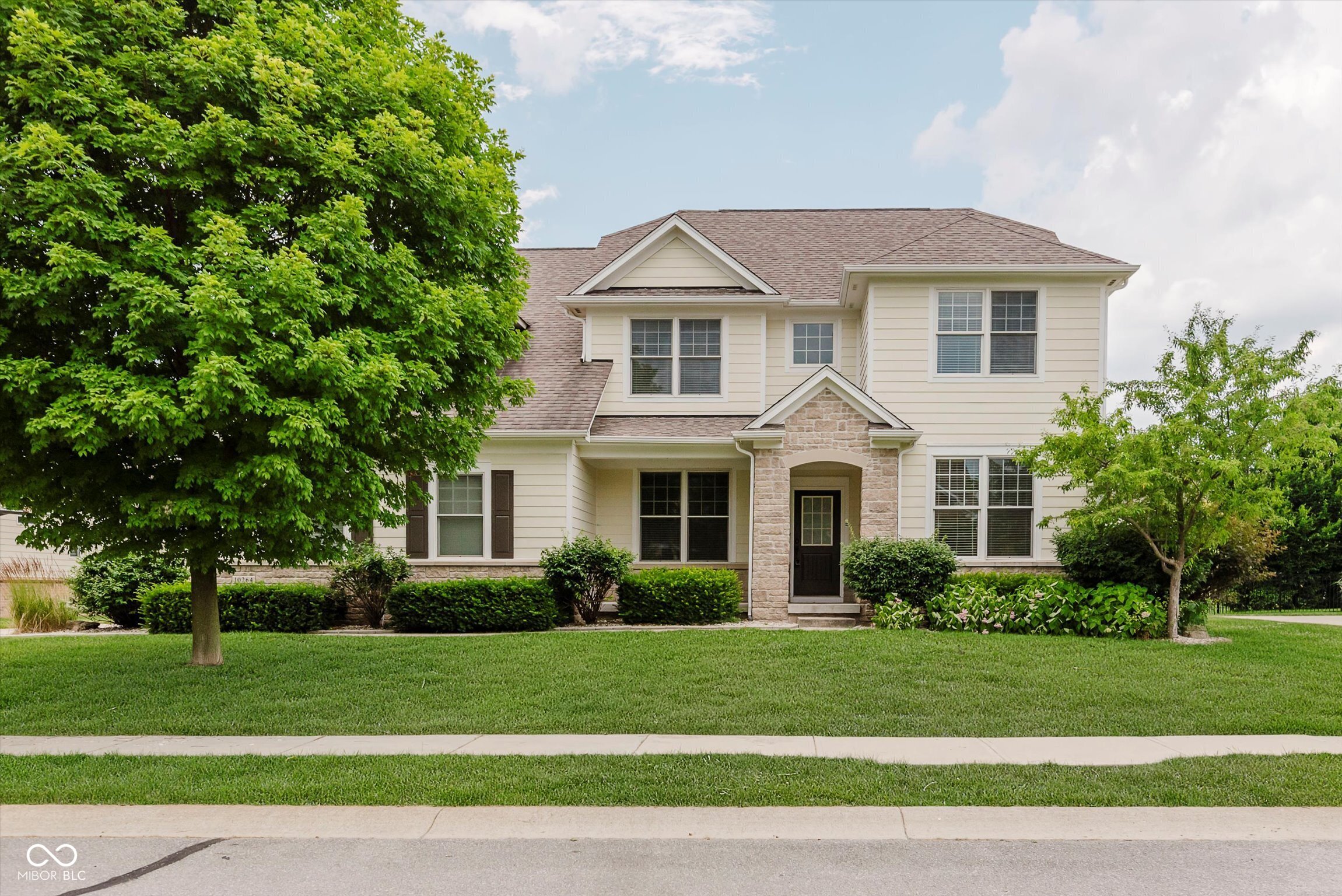 Photo 1 of 39 — 10264 Normandy Way, Fishers, IN 46040