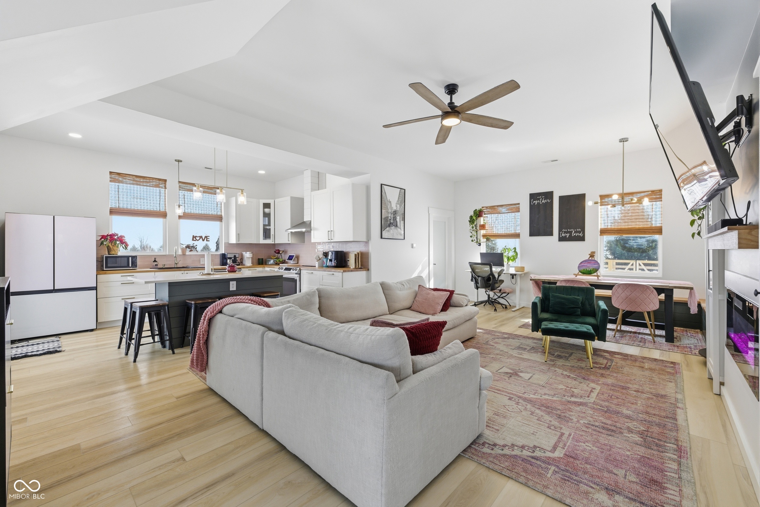 6564 N Michigan Road
