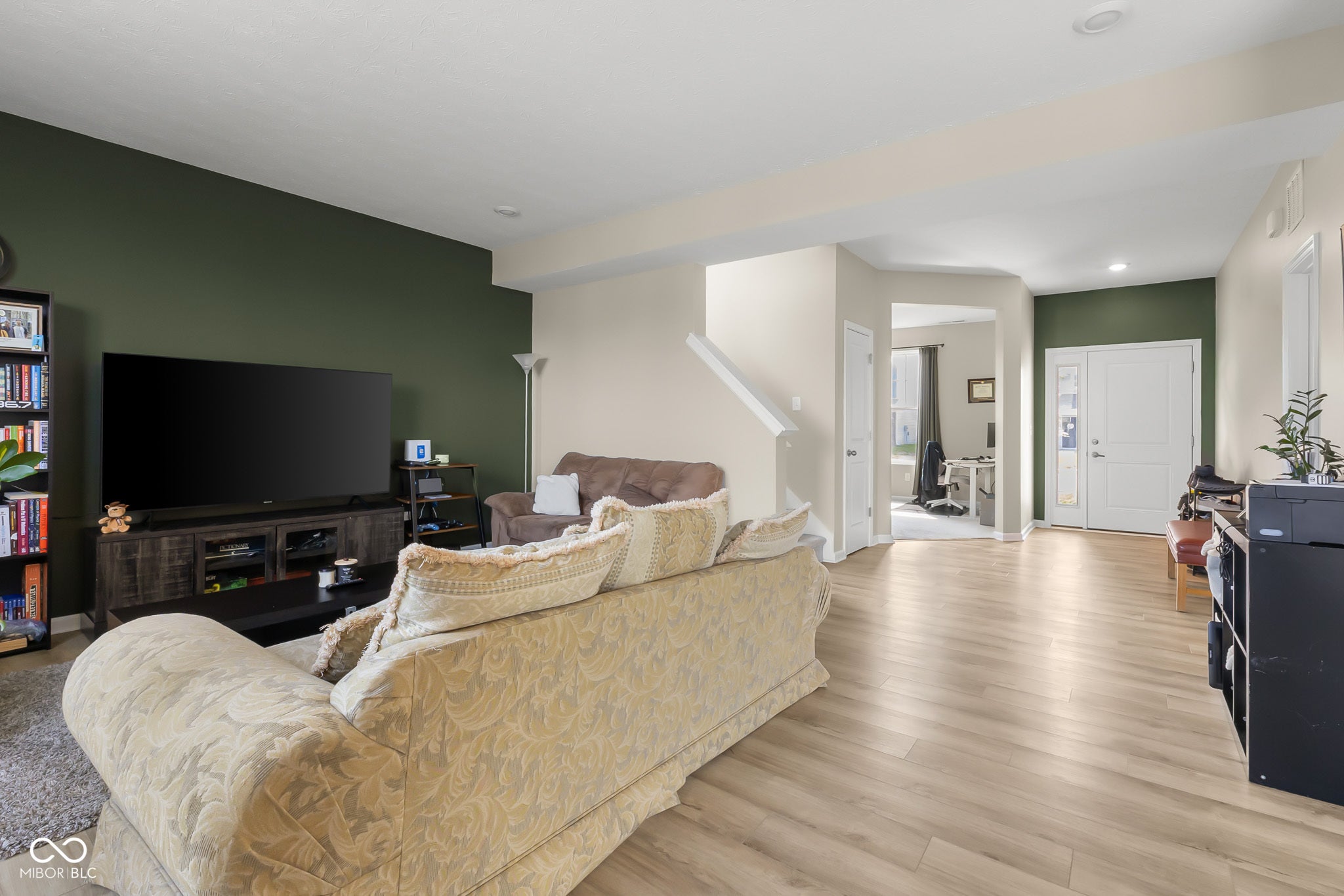 3943 Winston Lane