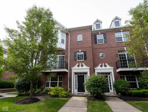 Photo of 11910 Riley Drive #5, Zionsville, IN 46077 (MLS # 22104045)
