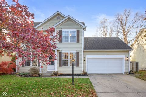 Photo of 12711 Geist Cove Drive, Indianapolis, IN 46236 (MLS # 22071579)
