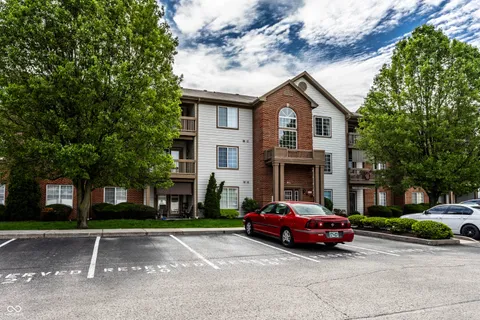 8911 Hunters Creek Drive Unit 311, Indianapolis, IN 46227 - MLS#: 22034470