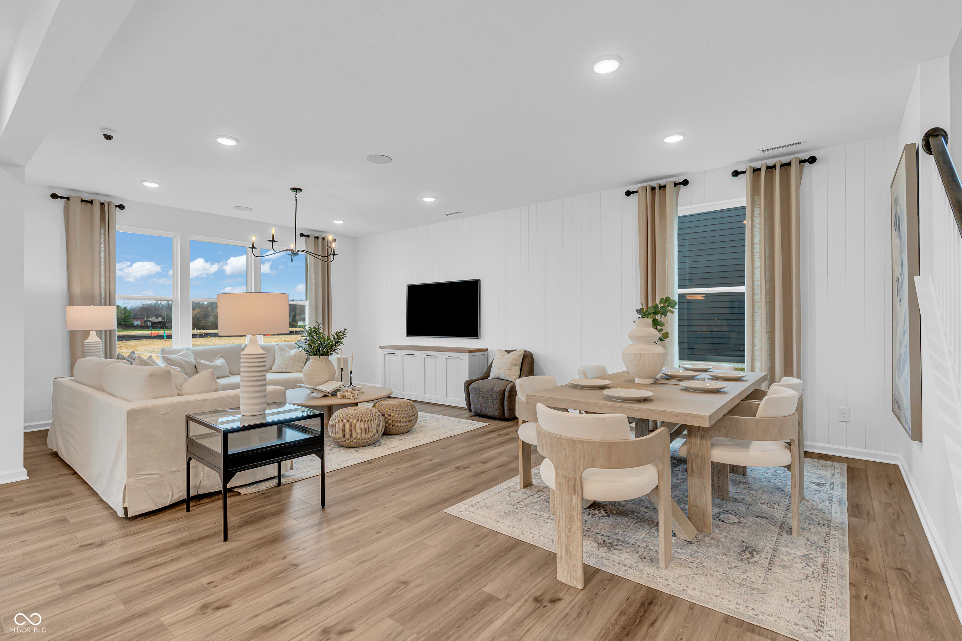 16340 Pruett Lane