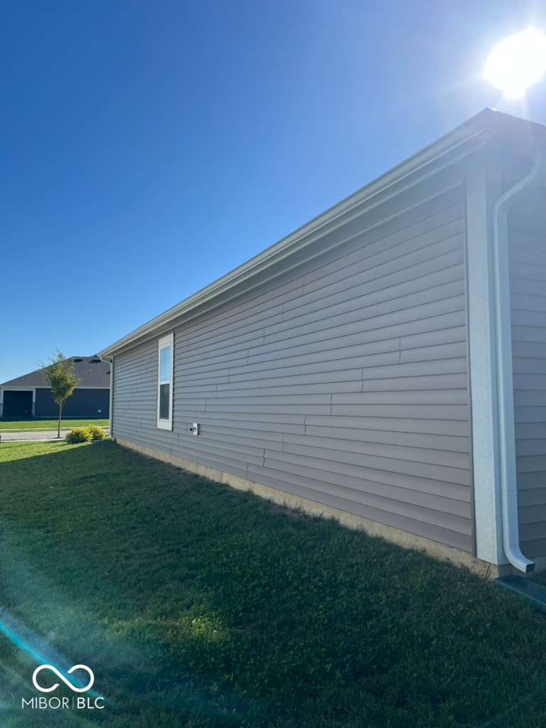 1466 Fleming Drive