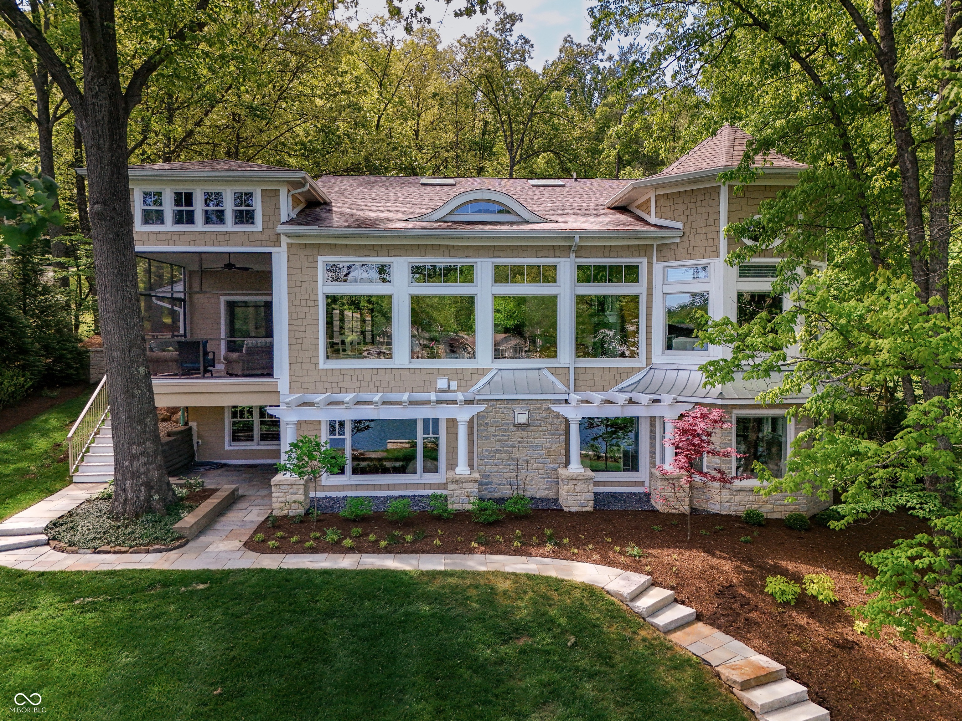 5271 S Poplar Drive