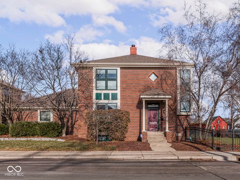 Photo of 630 E Saint Clair Street, Indianapolis, IN 46202 (MLS # 22078665)