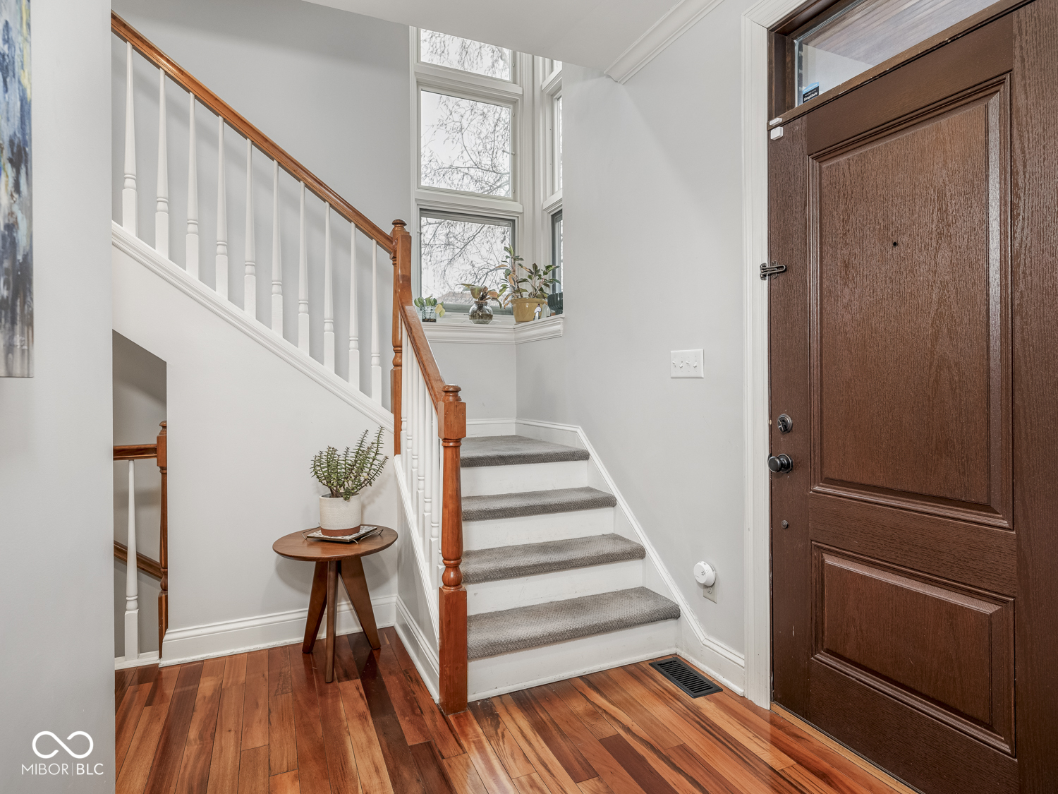 630 E Saint Clair Street