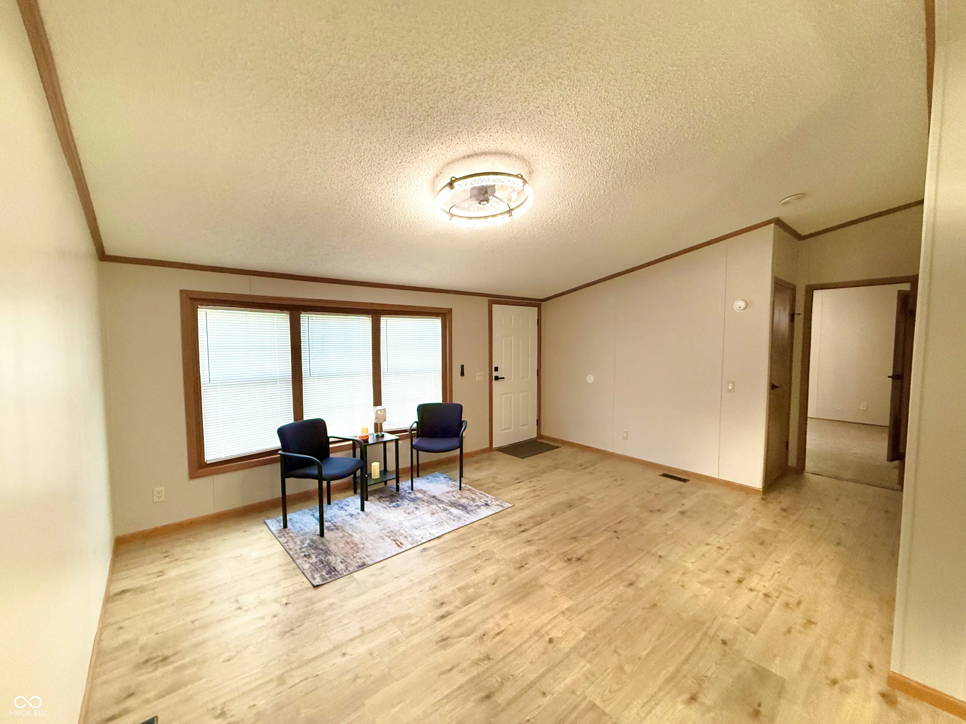 Columbus, Indiana 47203, United States, 3 Bedrooms Bedrooms, ,2 BathroomsBathrooms,Residential,Pending,223325