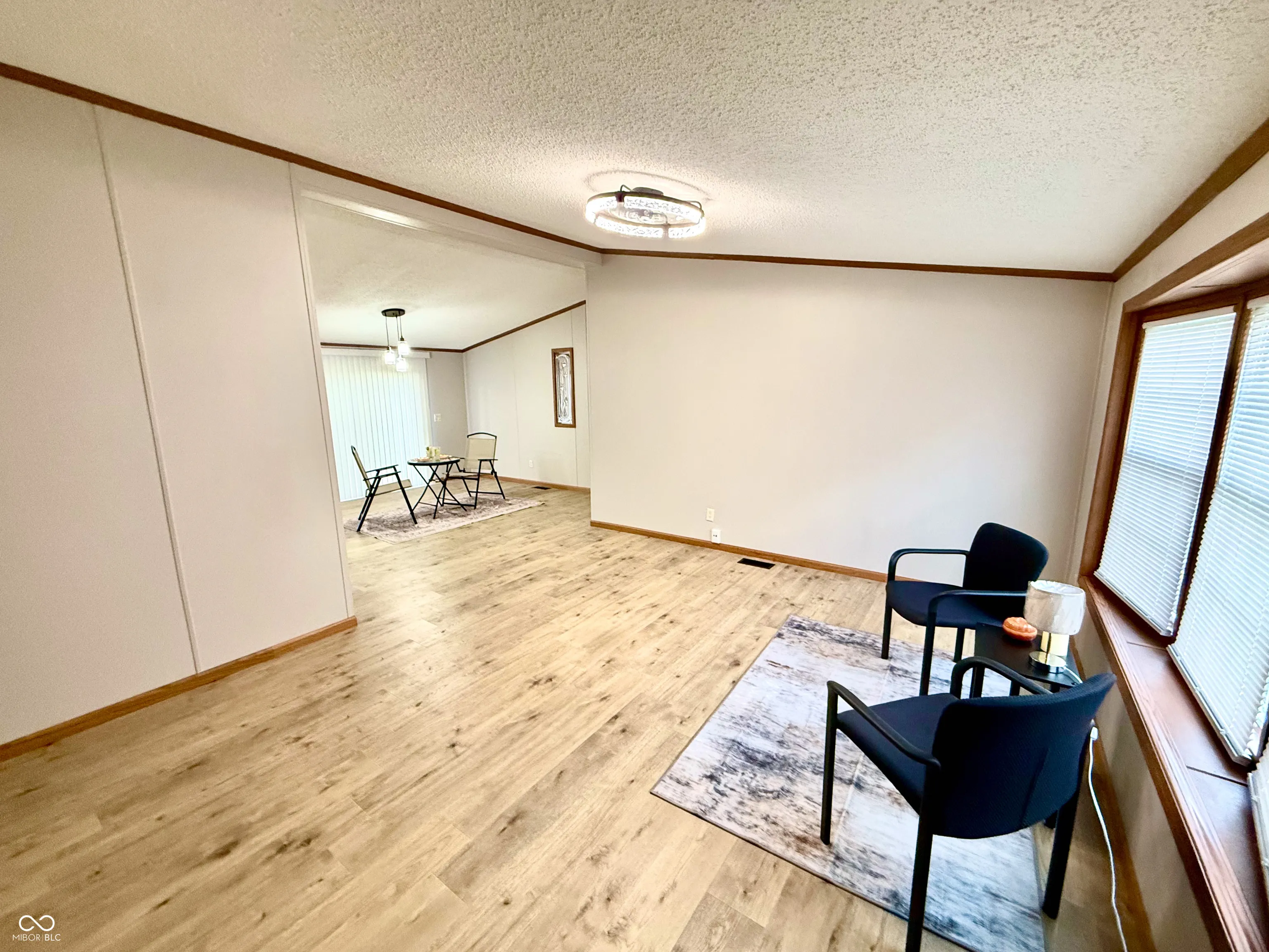 Columbus, Indiana 47203, United States, 3 Bedrooms Bedrooms, ,2 BathroomsBathrooms,Residential,Pending,223325