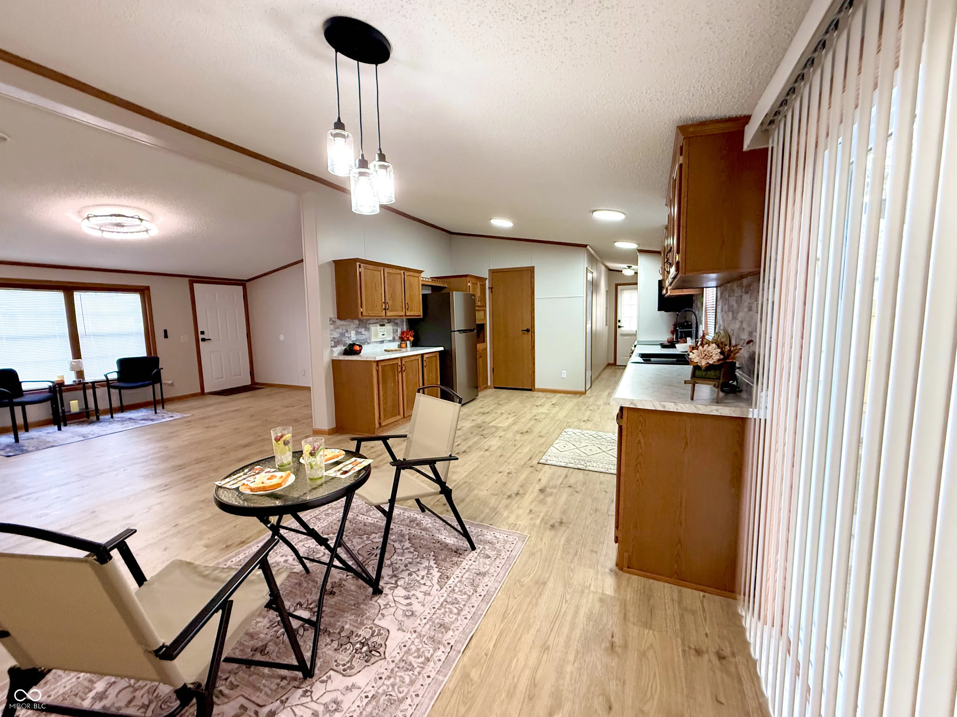 Columbus, Indiana 47203, United States, 3 Bedrooms Bedrooms, ,2 BathroomsBathrooms,Residential,Pending,223325