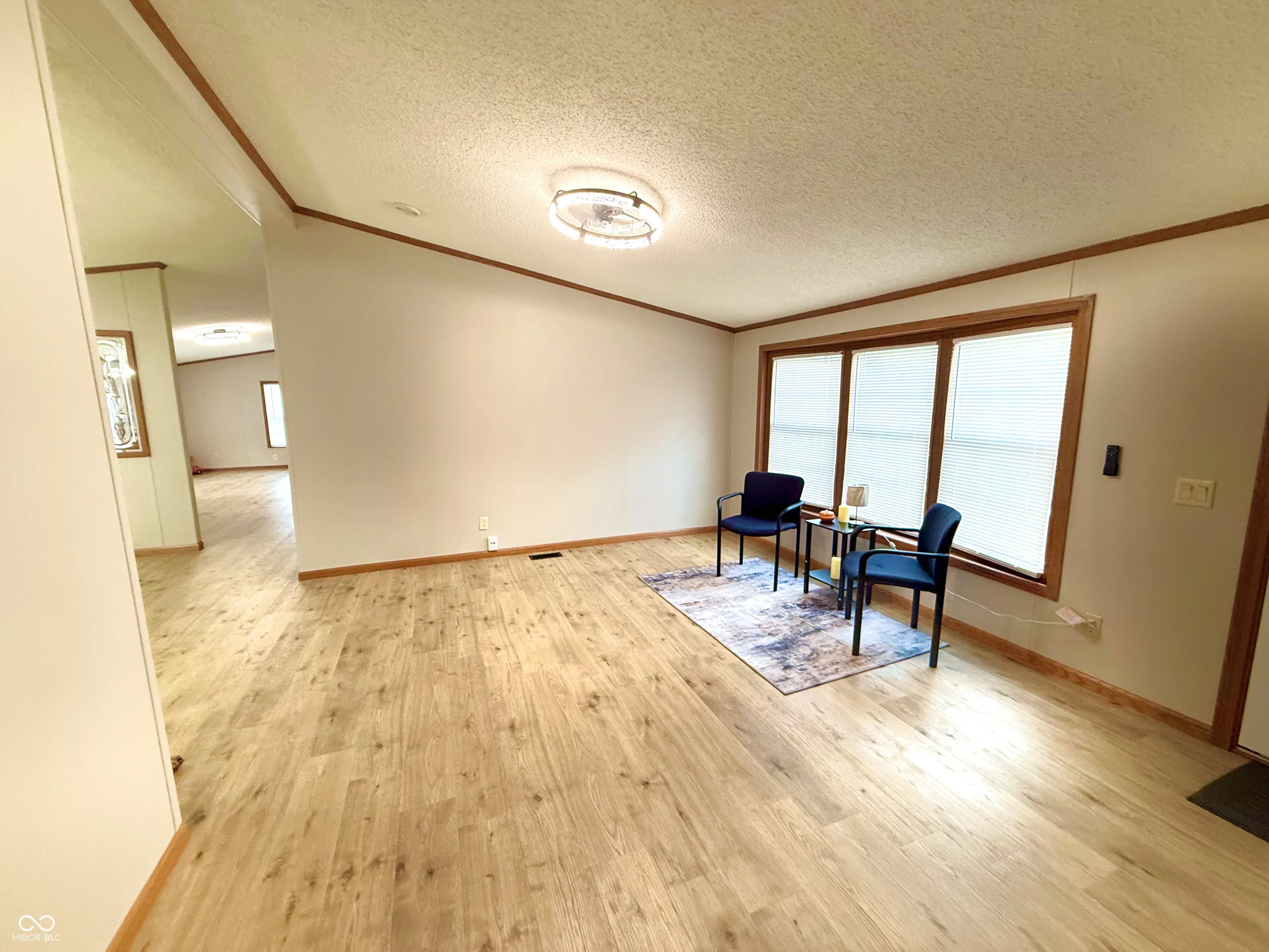 Columbus, Indiana 47203, United States, 3 Bedrooms Bedrooms, ,2 BathroomsBathrooms,Residential,Pending,223325