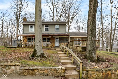 Photo of 11021 N Paddock Road S, Mooresville, IN 46158 (MLS # 22092219)