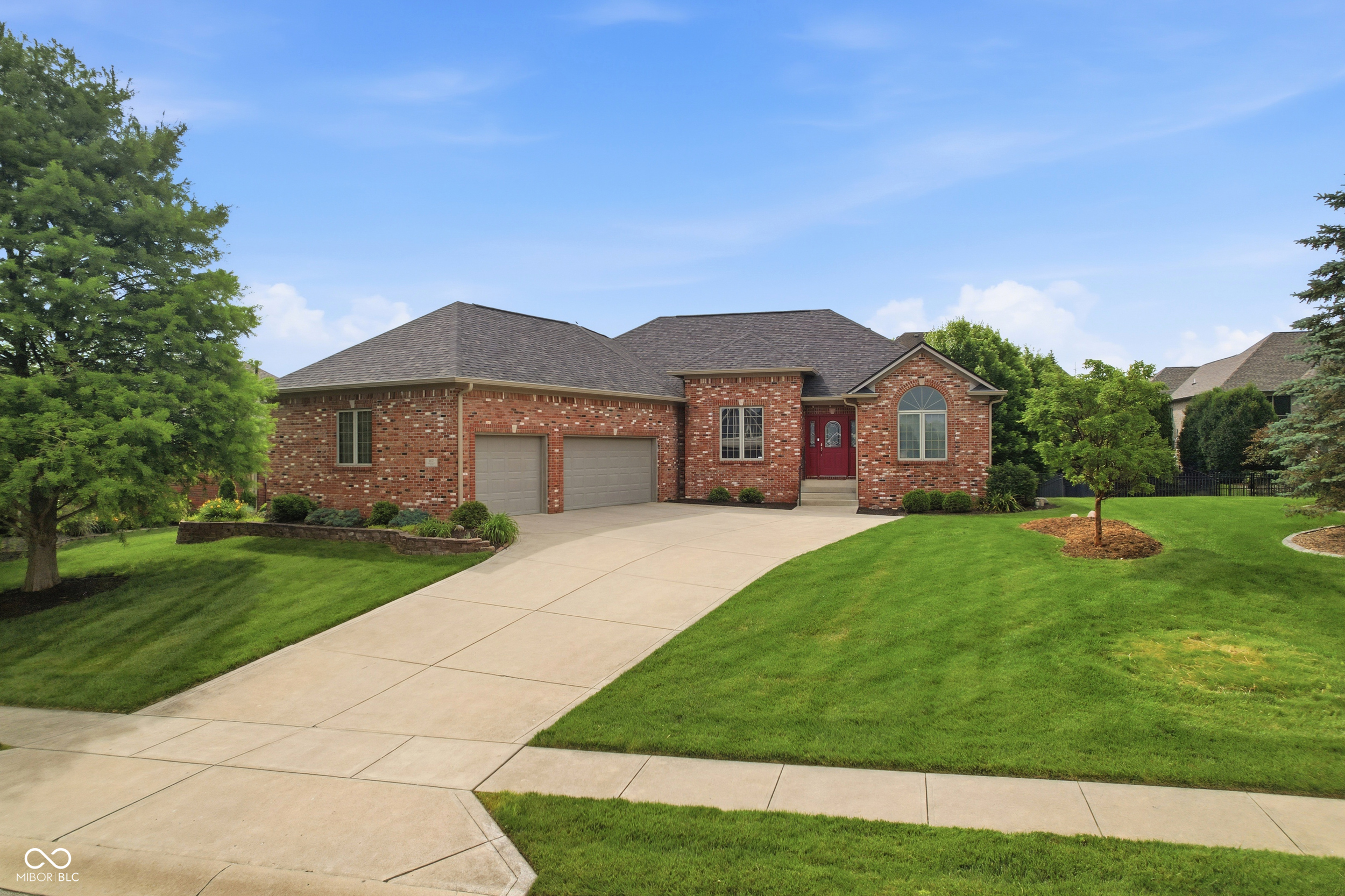 2937 Abbotsbury Court