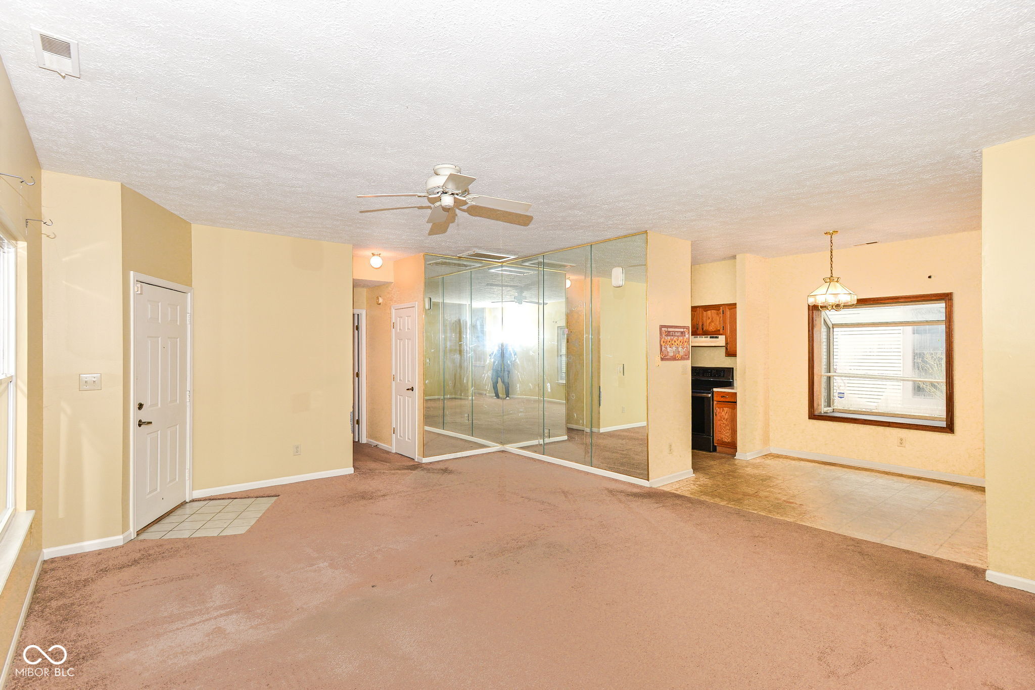 7128 Eagle Cove Drive