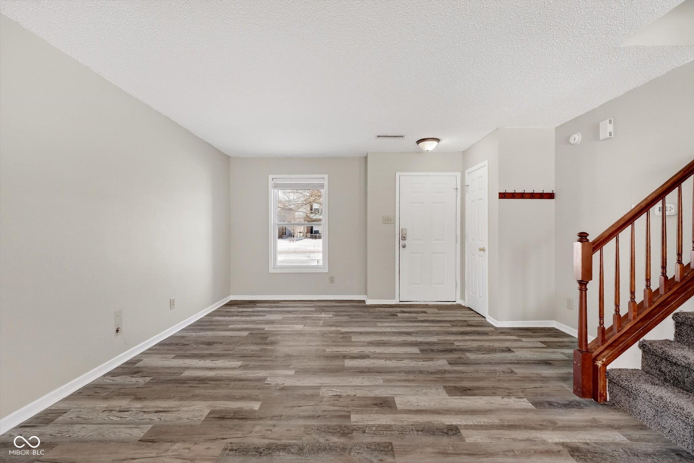 8277 S Evening Drive