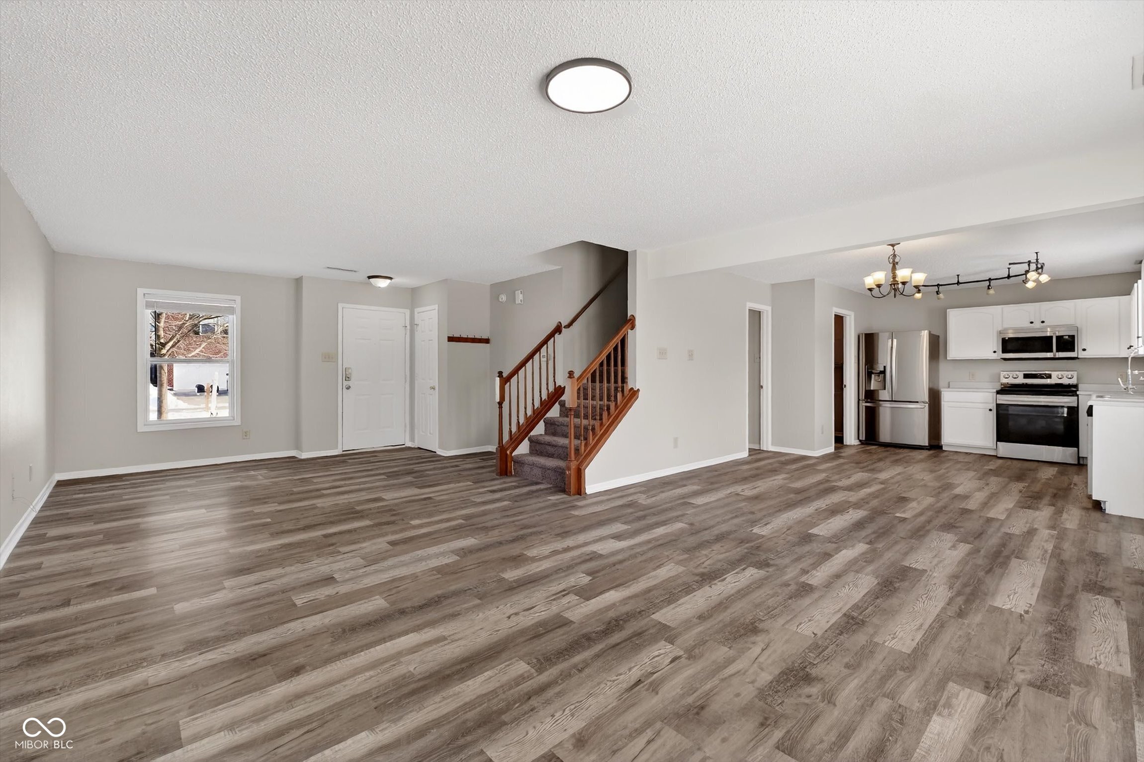 8277 S Evening Drive