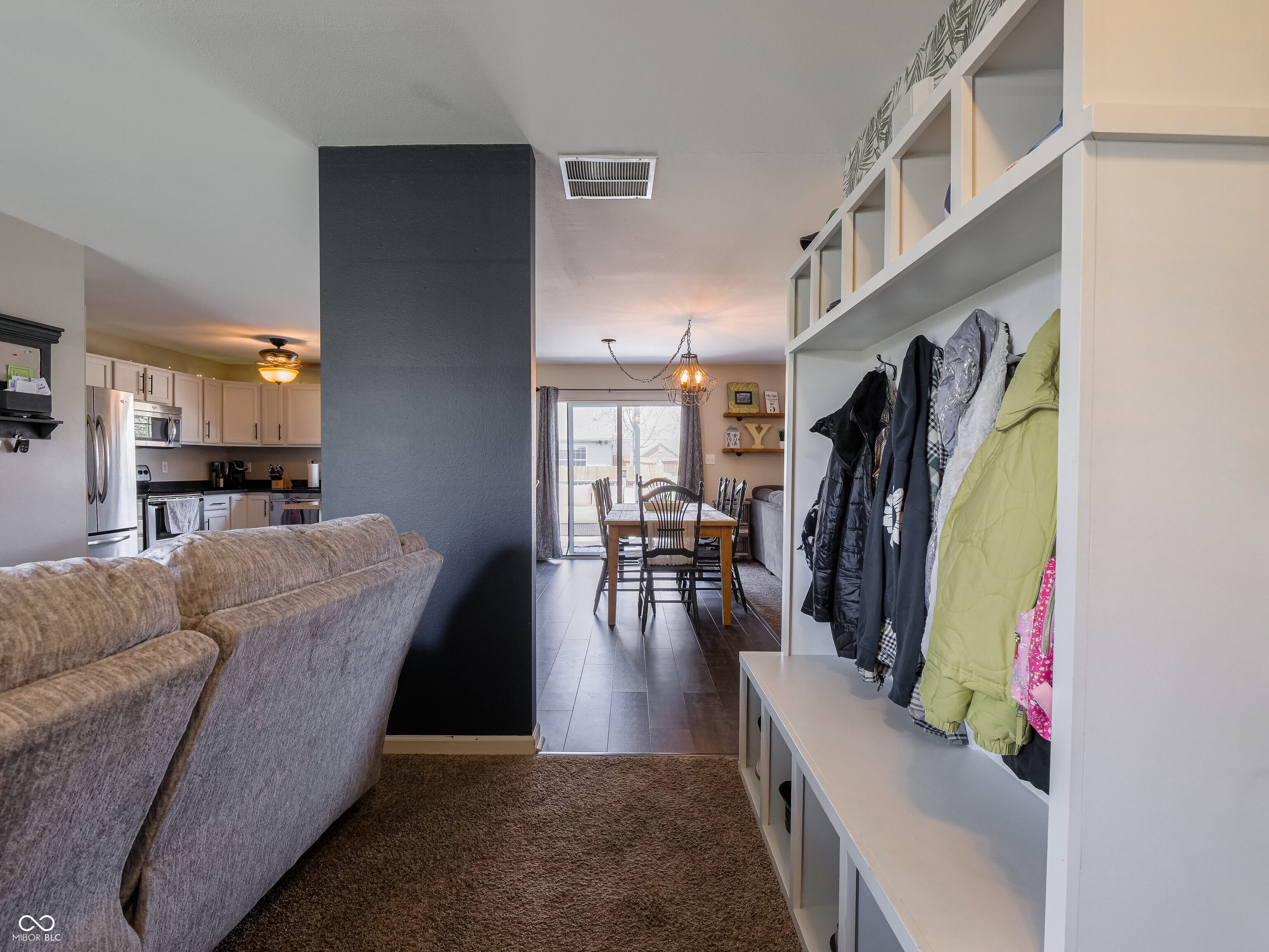 270 Lazy Hollow Drive