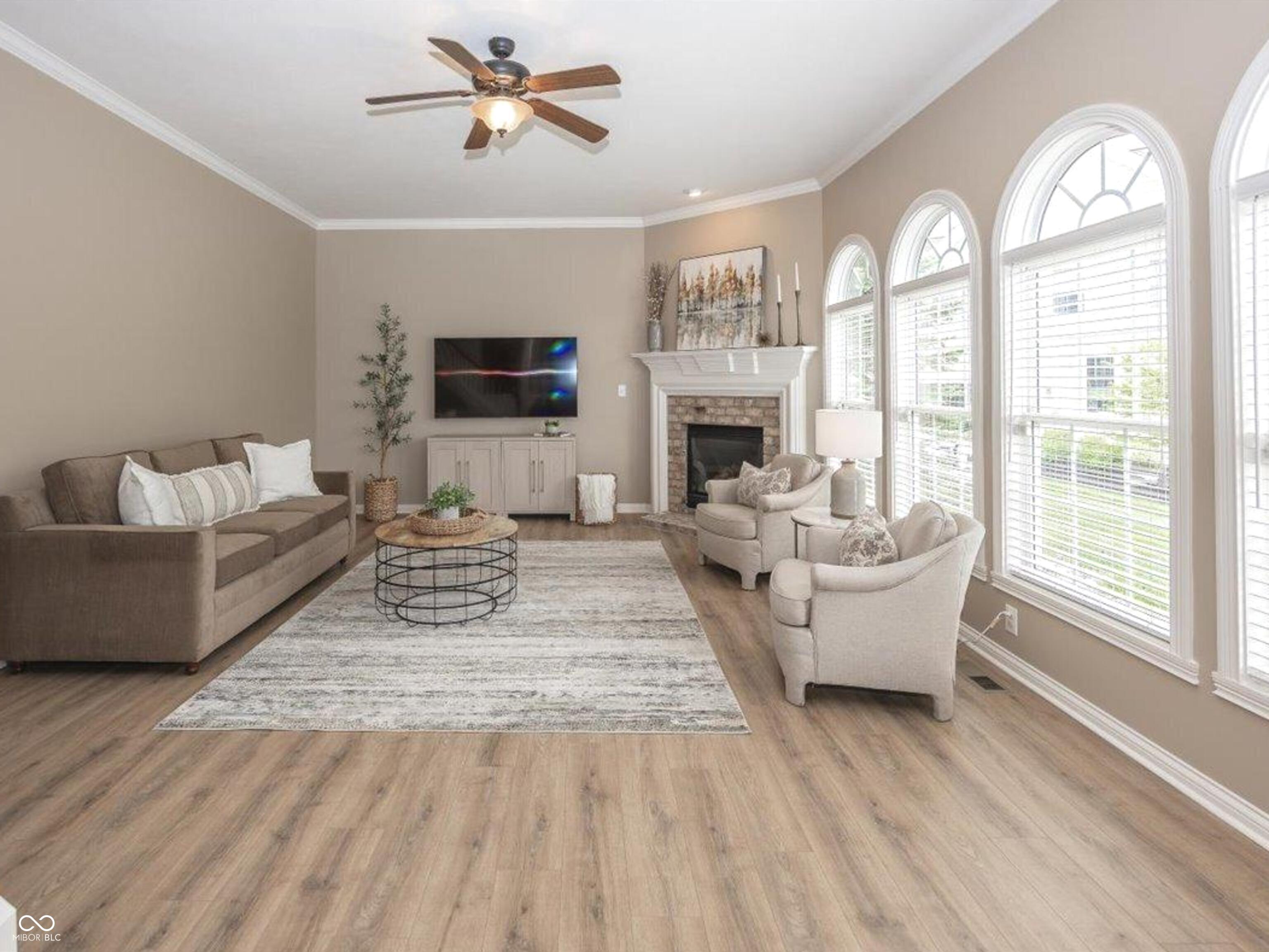 16802 Oak Manor Drive