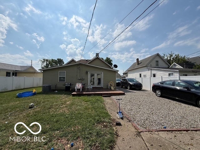 218 E Mechanic Street