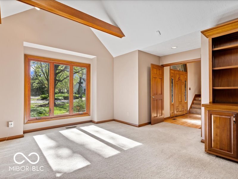 6744 Robin Hood Court