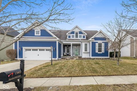 Photo of 13802 Heatherfield Drive, Fishers, IN 46038 (MLS # 22085135)