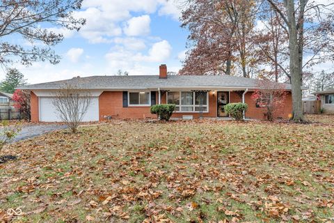 Photo of 5108 Chatham Place, Indianapolis, IN 46226 (MLS # 22074597)