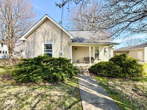 Photo of 3880 N Bowling Green Poland Road, Poland, IN 47868 (MLS # 22090924)