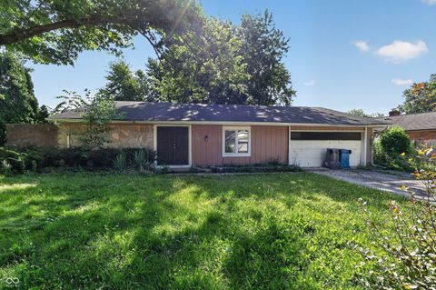 Photo of 1745 Orchid Court, Indianapolis, IN 46219 (MLS # 22111448)
