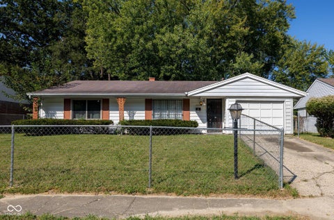 Photo of 3956 Strathmore Drive, Indianapolis, IN 46235 (MLS # 22124909)
