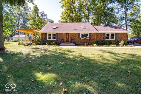 71 W Kingbird Drive Fortville IN 46040