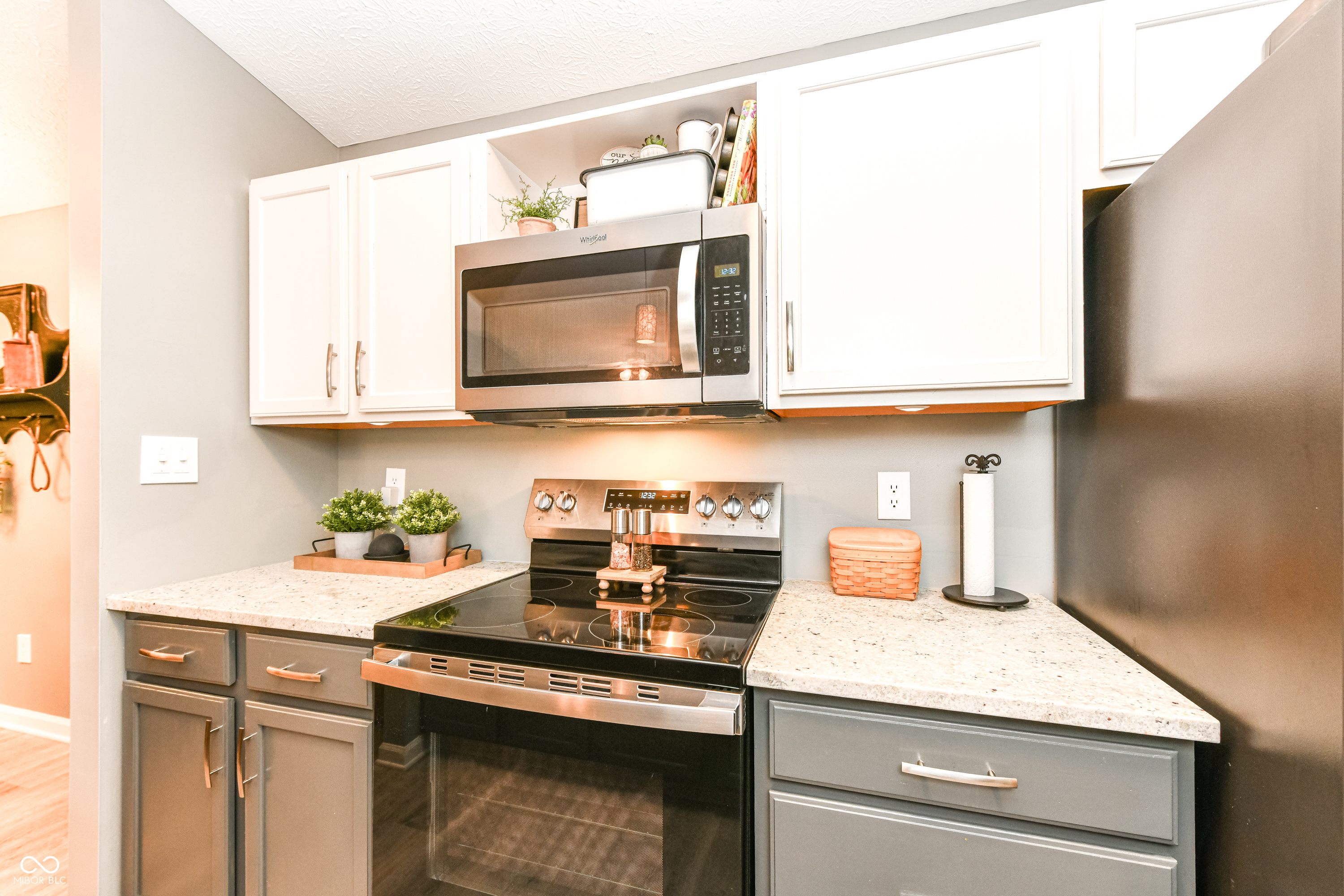 8418 Glenwillow Lane 205