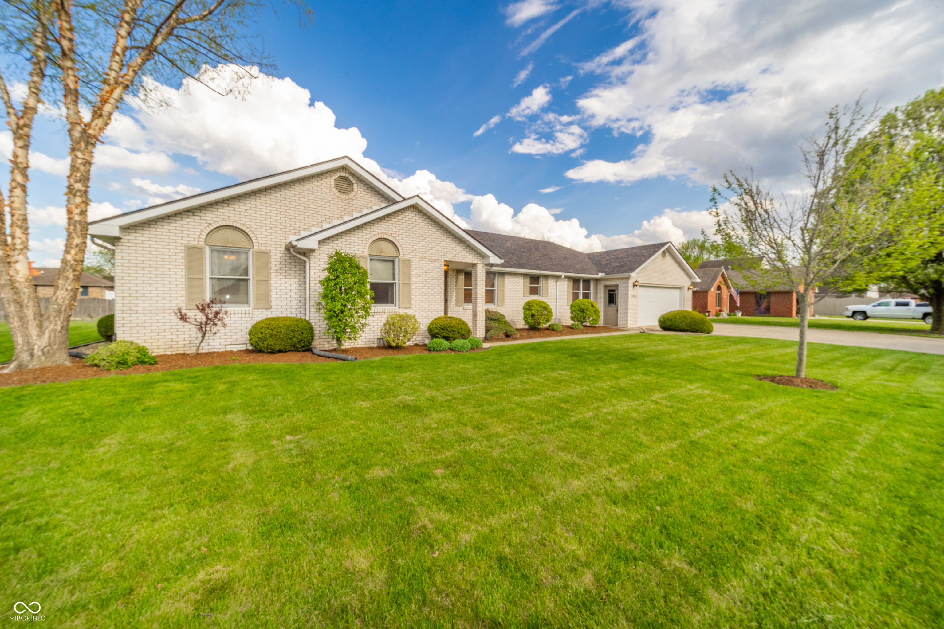838 Deerfield Road