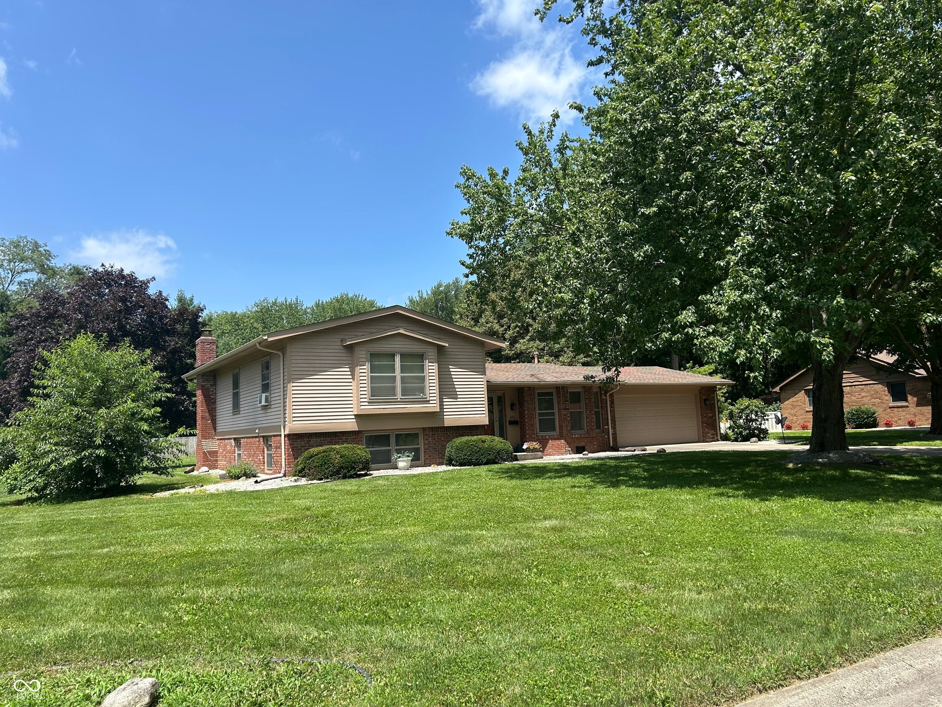 601 Woodmere Drive