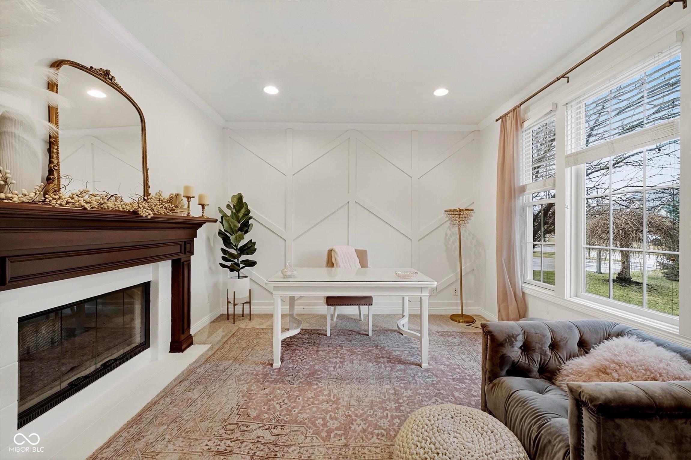 8999 Hearthstone Drive