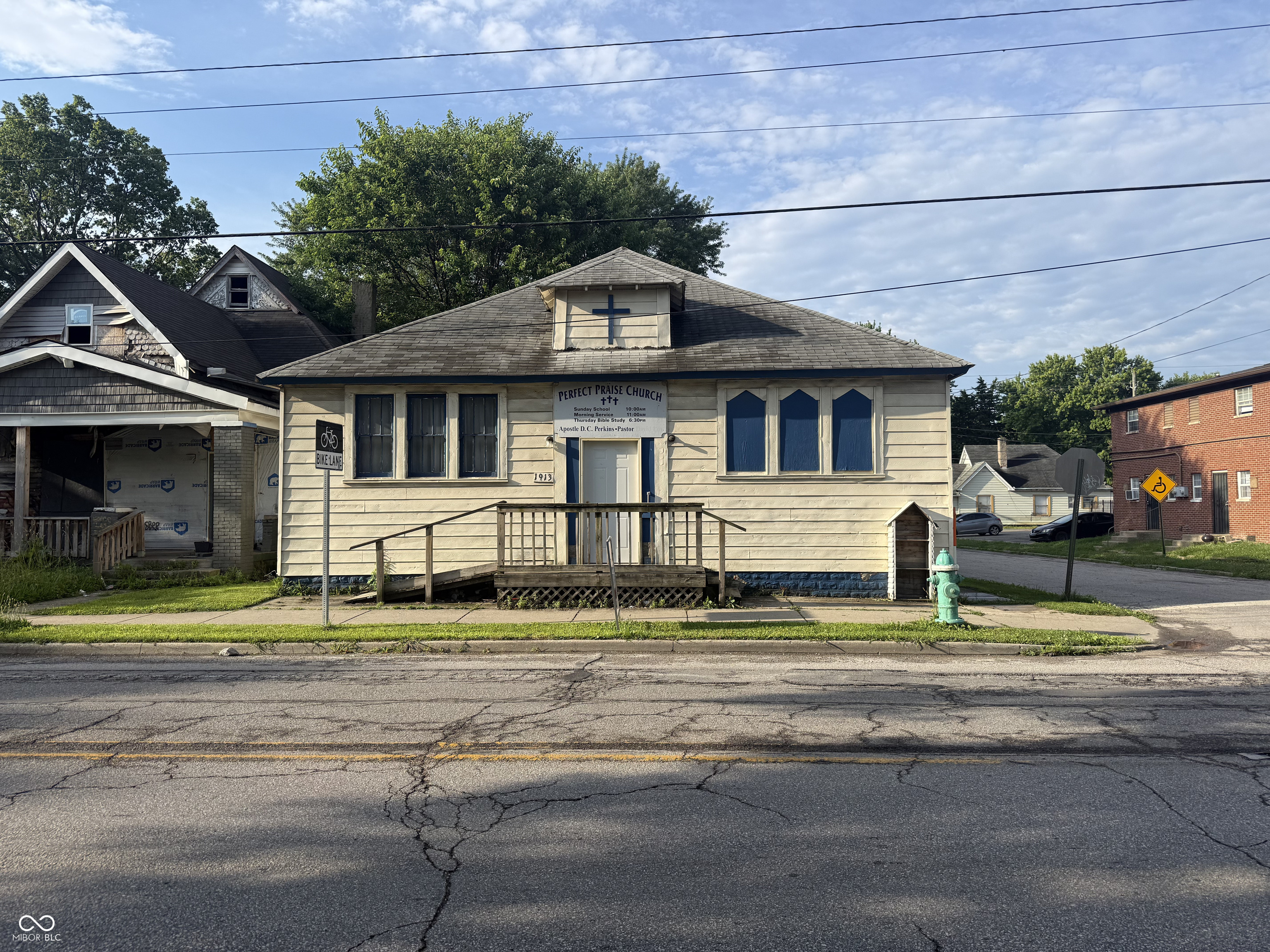Photo 1 of 19 — 1913 Prospect Street, Indianapolis, IN 46203