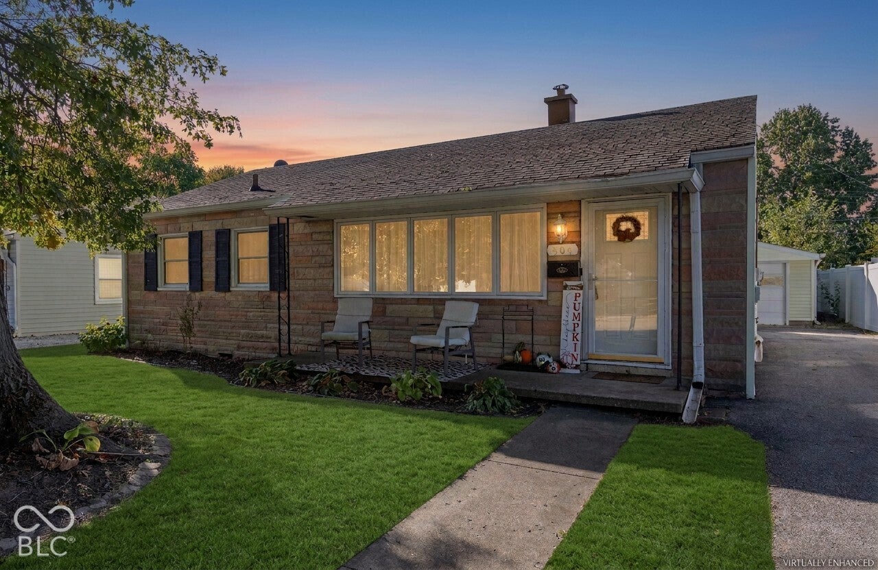 504 E Douglas Drive