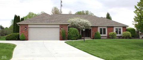 215 Fairway Court, Franklin, IN 46131 - MLS#: 22035213