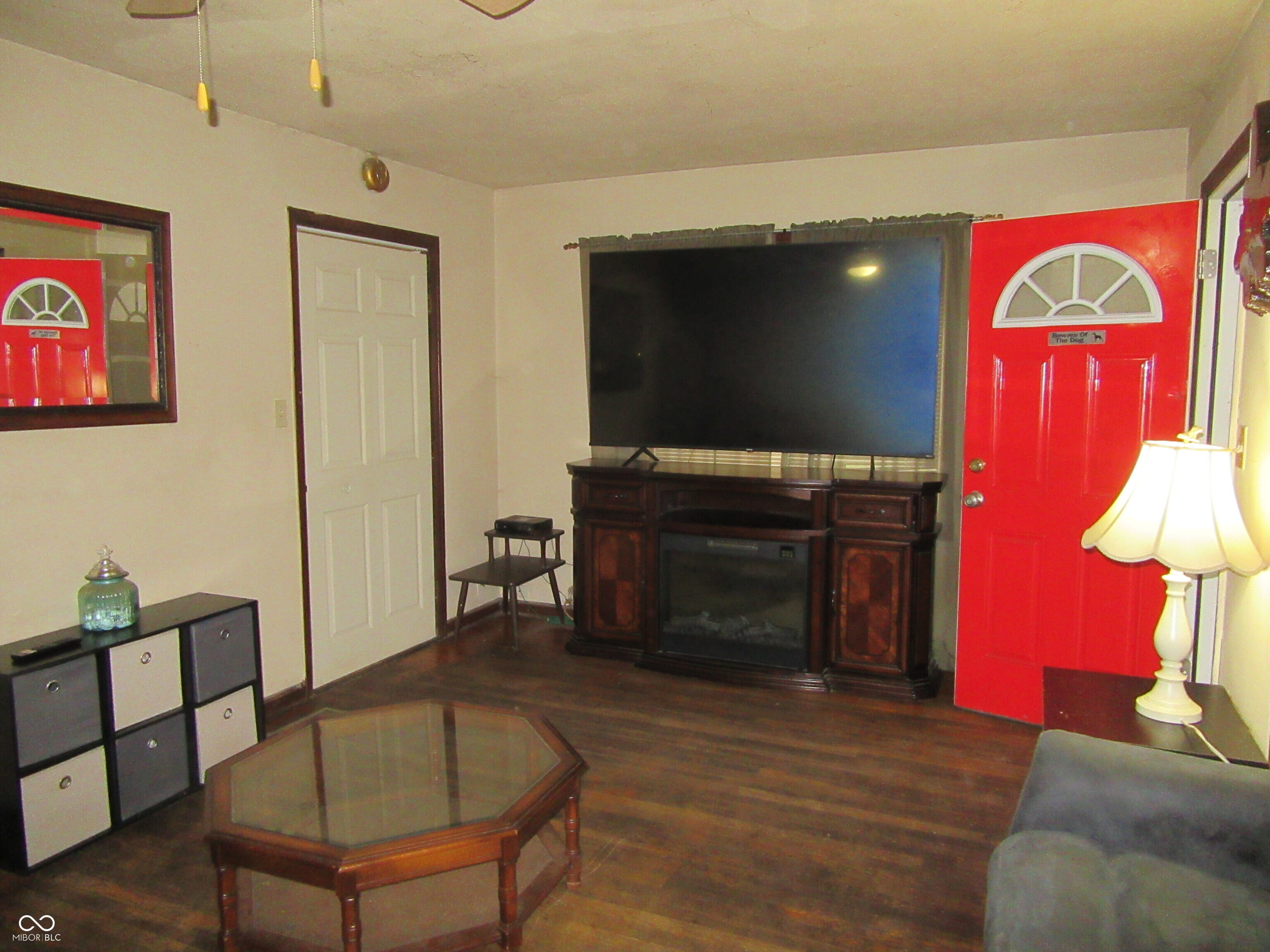 1118 S Morgantown Road