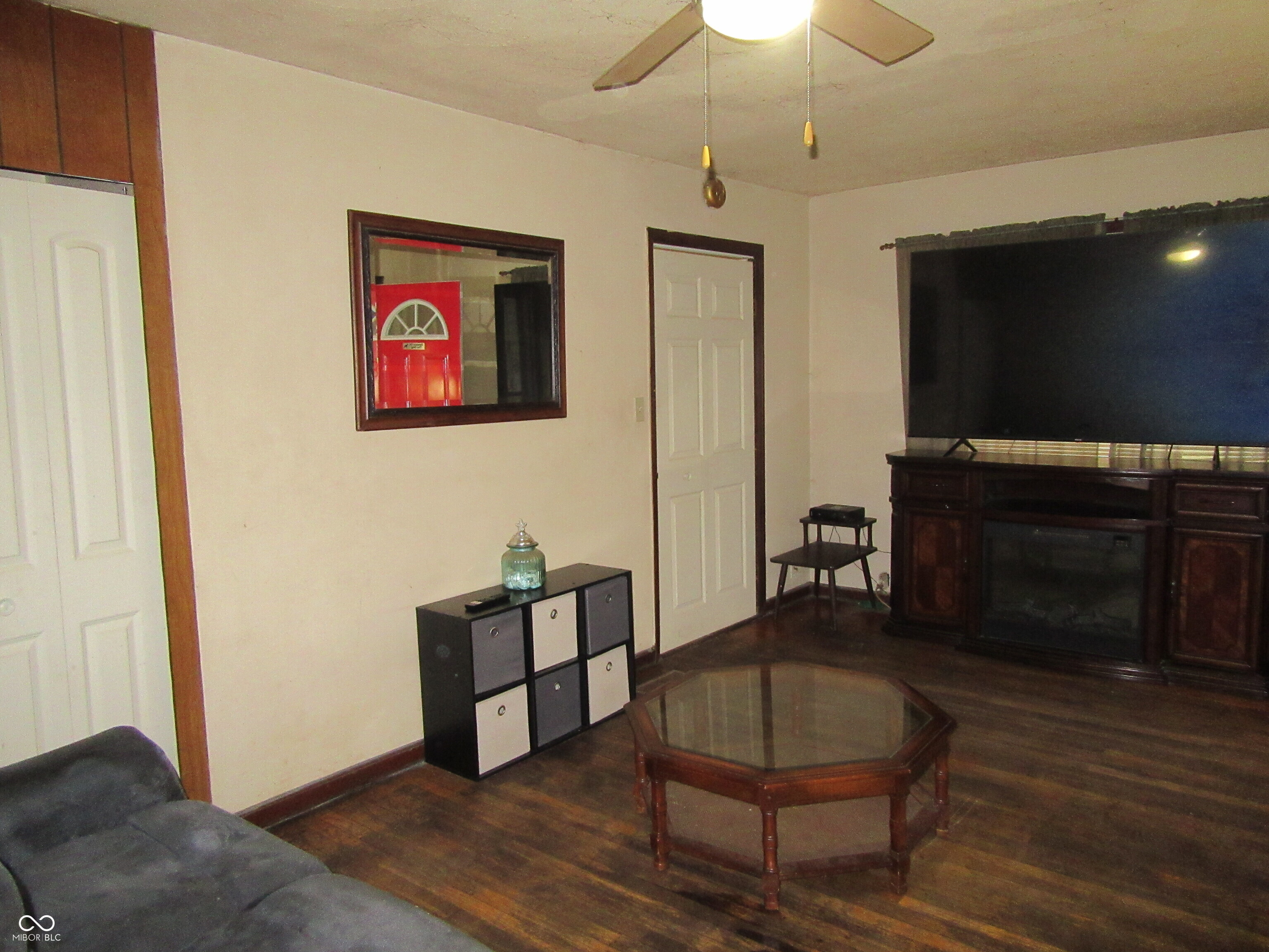 1118 S Morgantown Road